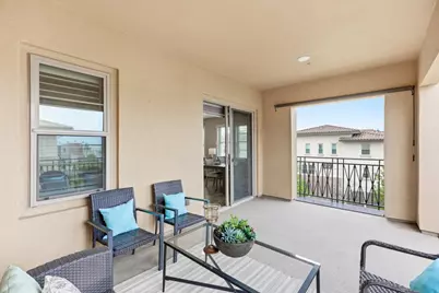 1053 Dewberry Pl 304, San Jose, CA 95131 - Photo 14