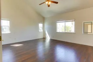 1890 Calistoga Dr, Hollister, CA 95023 - Photo 18