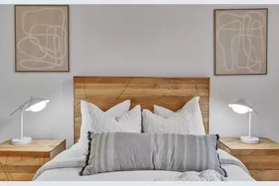 1654 Parkview Green Cir, San Jose, CA 95131 - Photo 18