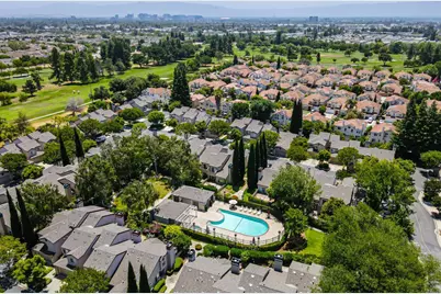 1654 Parkview Green Cir, San Jose, CA 95131 - Photo 30