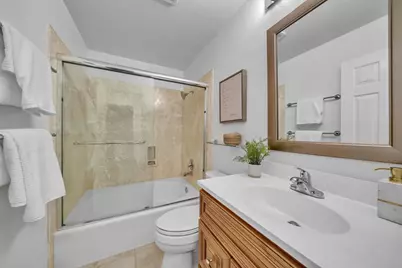 1654 Parkview Green Cir, San Jose, CA 95131 - Photo 14