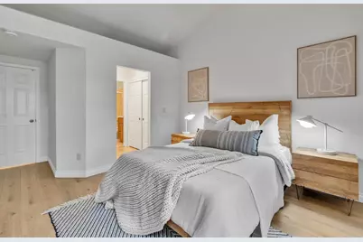 1654 Parkview Green Cir, San Jose, CA 95131 - Photo 12