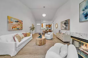 1654 Parkview Green Cir, San Jose, CA 95131 - Photo 2