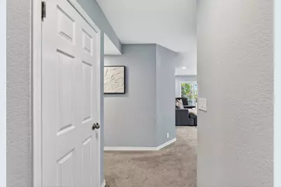 22103 Vista Del Plaza Ln 22, Hayward, CA 94541 - Photo 2