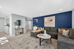 22103 Vista Del Plaza Ln 22, Hayward, CA 94541 - Photo 8