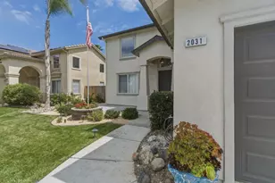 2031 Serene Dr, Hollister, CA 95023 - Photo 6