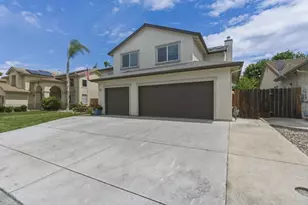2031 Serene Dr, Hollister, CA 95023 - Photo 4