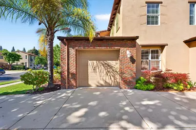 7532 Strath Pl, Gilroy, CA 95020 - Photo 4