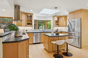 440 Gilbert Ave, Menlo Park, CA 94025 - Photo 18