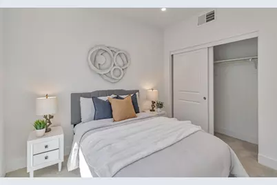 1125 Esther Ct, Palo Alto, CA 94303 - Photo 14