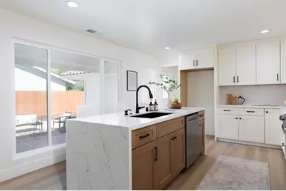 20090 Portola Dr, Salinas, CA 93908 - Photo 8