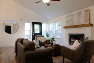 501 Bobbys Ln, Hollister, CA 95023 - Photo 6