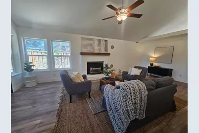 501 Bobbys Ln, Hollister, CA 95023 - Photo 18