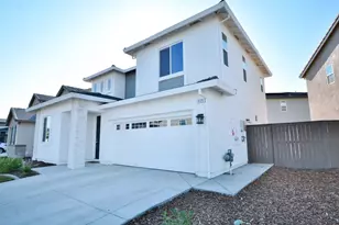 809 Big Range Wy, Rocklin, CA 95765 - Photo 2