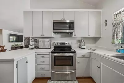 912 19th St, Lakeport, CA 95453 - Photo 8