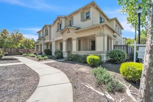 2256 Dorset Ln, Fairfield, CA 94533 - Photo 2