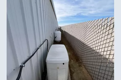 Hangar #75 New Airport Rd, Auburn, CA 95602 - Photo 4