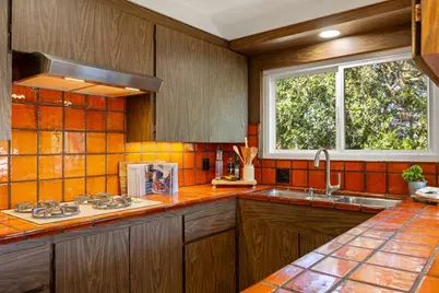 922 Maple St, Pacific Grove, CA 93950 - Photo 18