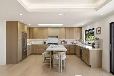 40 W Summit Dr, Redwood City, CA 94062 - Photo 12