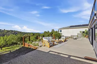 40 W Summit Dr, Redwood City, CA 94062 - Photo 50