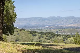 19751 Hicks Rd, Los Gatos, CA 95032 - Photo 56