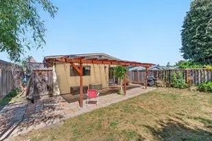 517 Tuttle Ave, Watsonville, CA 95076 - Photo 20