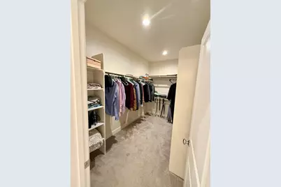 715 Alicante Dr, Hollister, CA 95023 - Photo 4