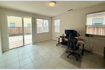 715 Alicante Dr, Hollister, CA 95023 - Photo 20