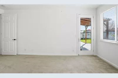 2076 Venezia St, Los Banos, CA 93635 - Photo 24