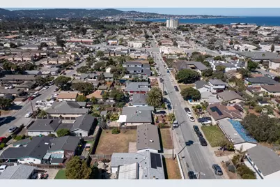 1048 Hamilton Ave, Seaside, CA 93955 - Photo 4