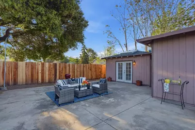 828 Weeks St, East Palo Alto, CA 94303 - Photo 46