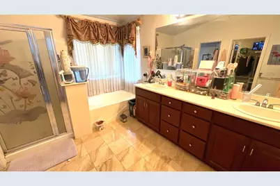 8649 Red Clover Way, Elk Grove, CA 95624 - Photo 20