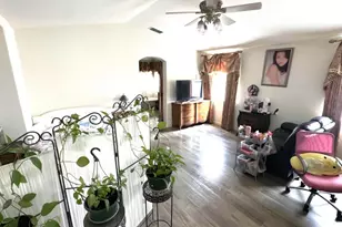 8649 Red Clover Way, Elk Grove, CA 95624 - Photo 18