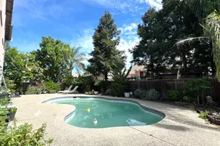 8649 Red Clover Way, Elk Grove, CA 95624 - Photo 32