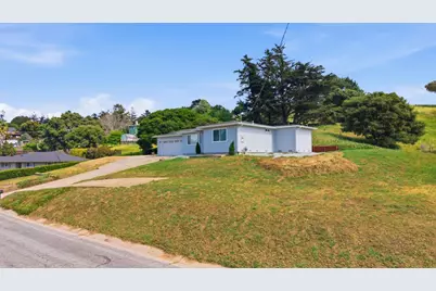 10867 Assisi Way, Salinas, CA 93907 - Photo 4