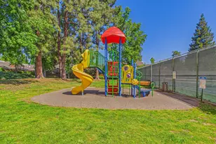 10939 Northshore Square, Cupertino, CA 95014 - Photo 38