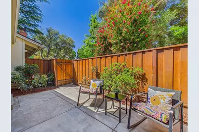 10939 Northshore Sq, Cupertino, CA 95014 - Photo 22