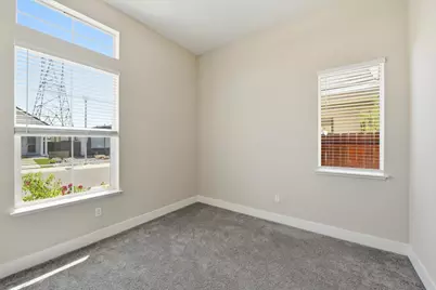 9060 Horvath St, Elk Grove, CA 95624 - Photo 22