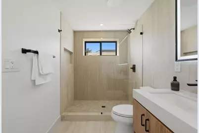 2107 39th Ave, San Francisco, CA 94116 - Photo 32