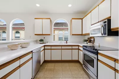 951 S 12th 311, San Jose, CA 95112 - Photo 16
