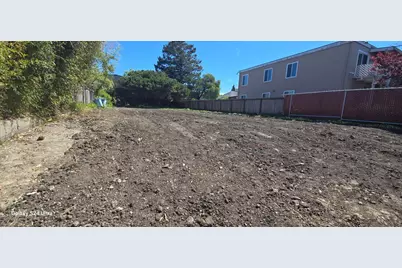 1729 8th St, Berkeley, CA 94710 - Photo 2