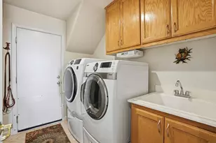 881 Tulare Dr, Tracy, CA 95304 - Photo 36