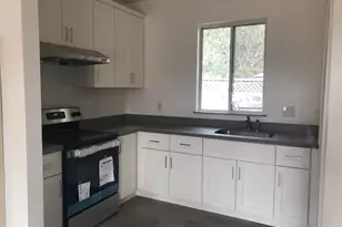 672 Irwin Ln, Santa Rosa, CA 95401 - Photo 12
