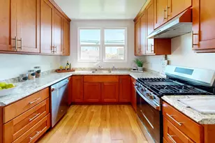 215 Wisteria Dr, East Palo Alto, CA 94303 - Photo 4