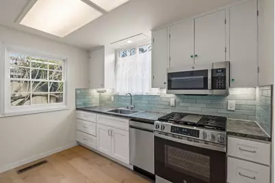 216 Park St, Pacific Grove, CA 93950 - Photo 14