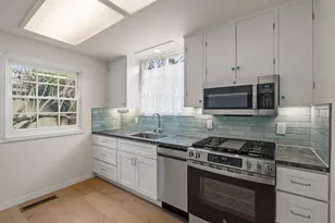 216 Park St, Pacific Grove, CA 93950 - Photo 14