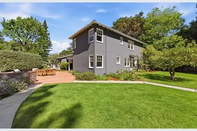 415 Oak Ct, Menlo Park, CA 94025 - Photo 32