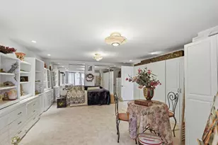 18211 Saratoga-Los Gatos Rd, Monte Sereno, CA 95030 - Photo 30