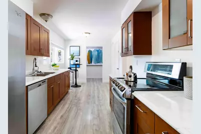 10101 Richwood Dr, Cupertino, CA 95014 - Photo 8