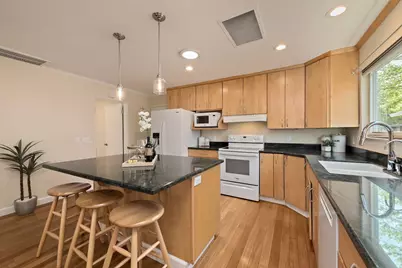 1527 Fields Dr, San Jose, CA 95129 - Photo 12